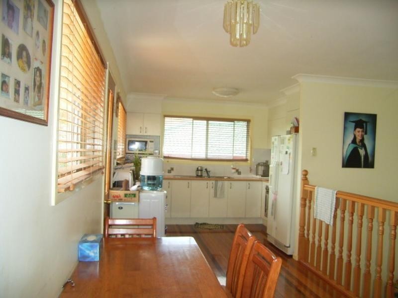 12 Horizon Drive, Jamboree Heights QLD 4074