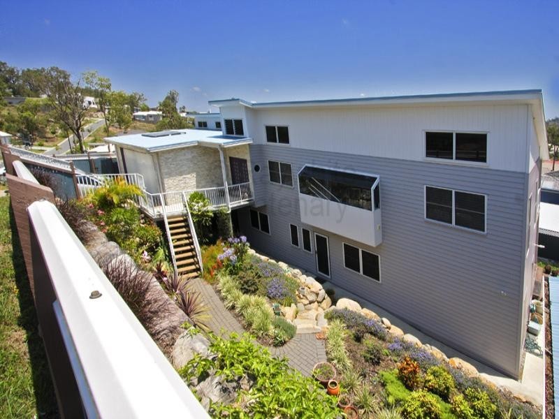 Seventeen Mile Rocks QLD 4073