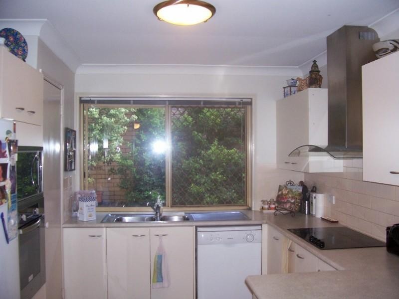 17 Beaufront Place, Forest Lake QLD 4078