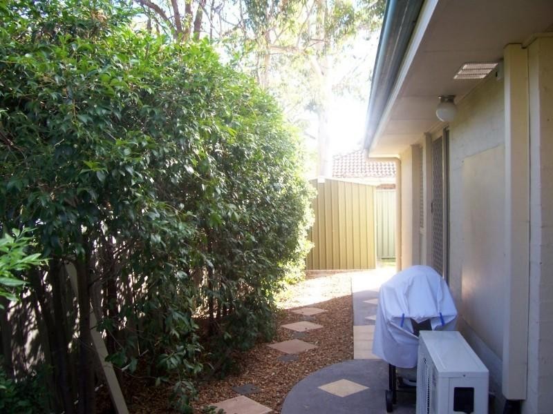 17 Beaufront Place, Forest Lake QLD 4078