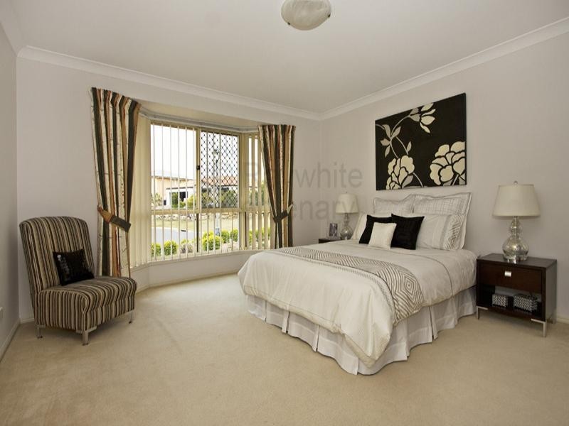 Sinnamon Park QLD 4073