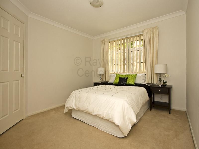 Sinnamon Park QLD 4073