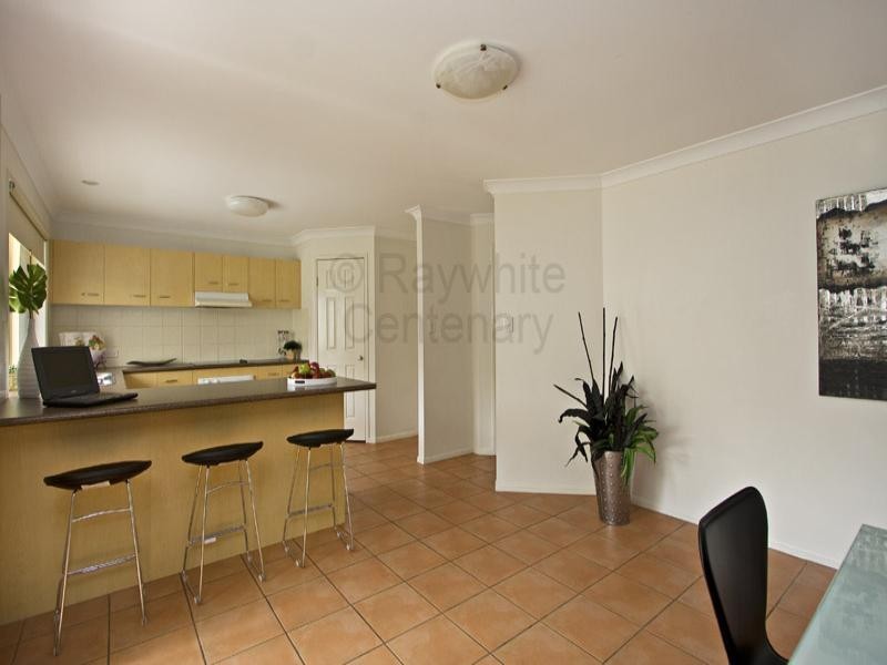 Sinnamon Park QLD 4073