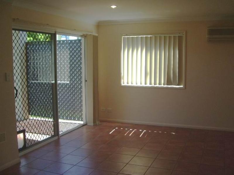 Sinnamon Park QLD 4073