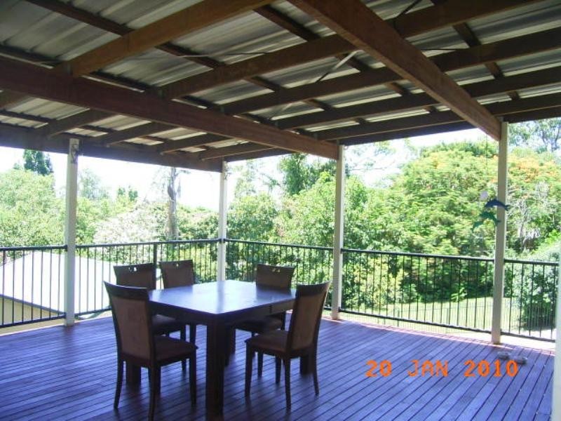 94 Fort Road, Oxley QLD 4075