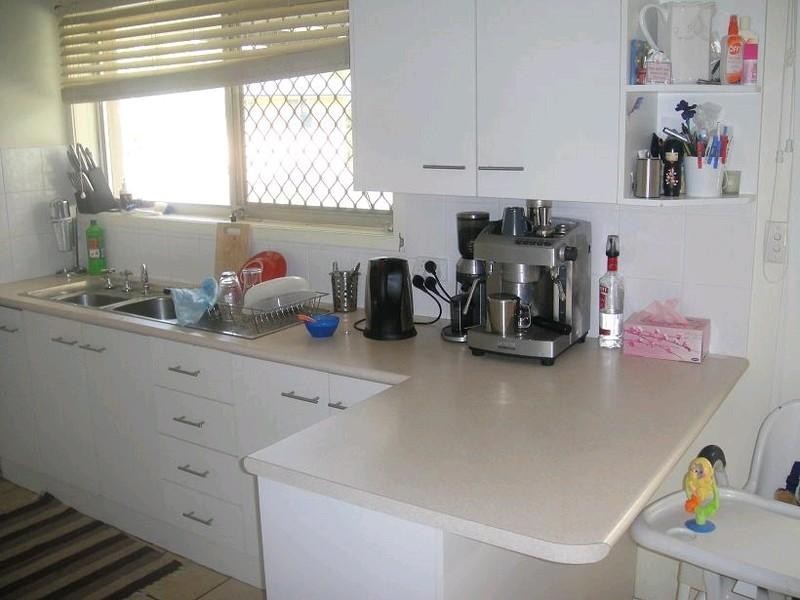 10 MacFarlane Street, Riverhills QLD 4074