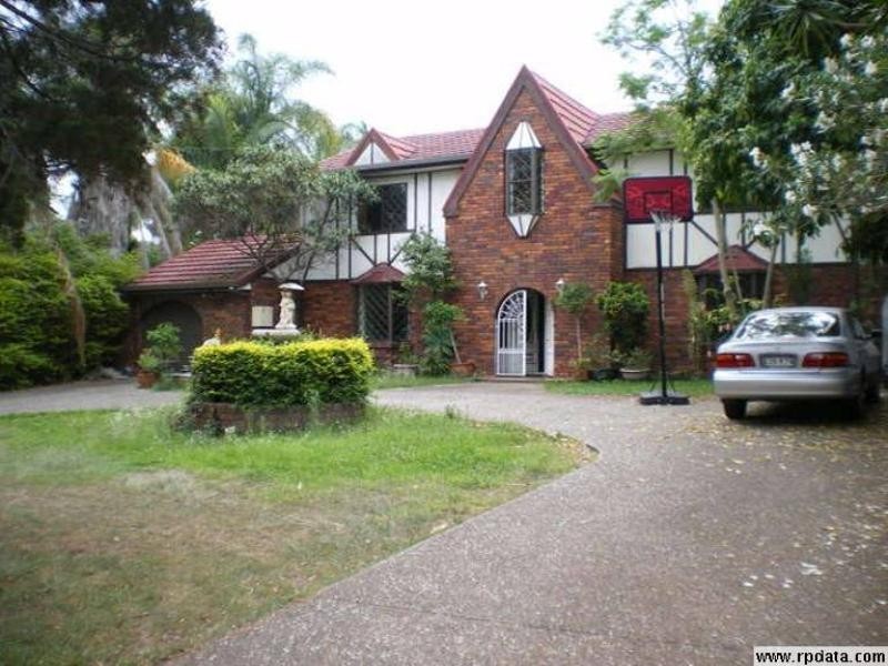 Hillcrest QLD 4118