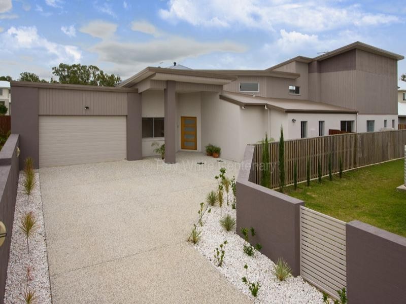 43 Condamine Drive, Sinnamon Park QLD 4073