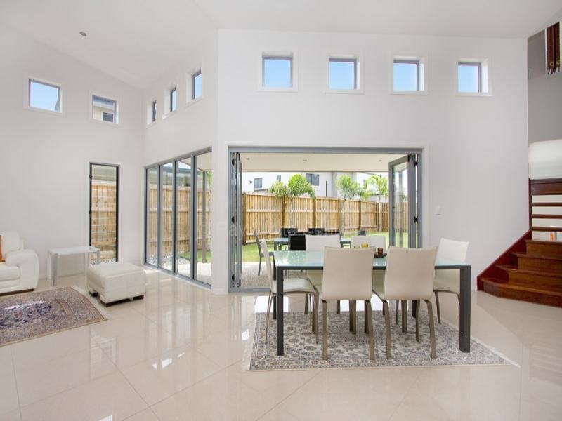 43 Condamine Drive, Sinnamon Park QLD 4073