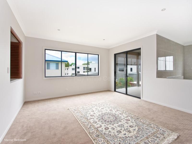 43 Condamine Drive, Sinnamon Park QLD 4073