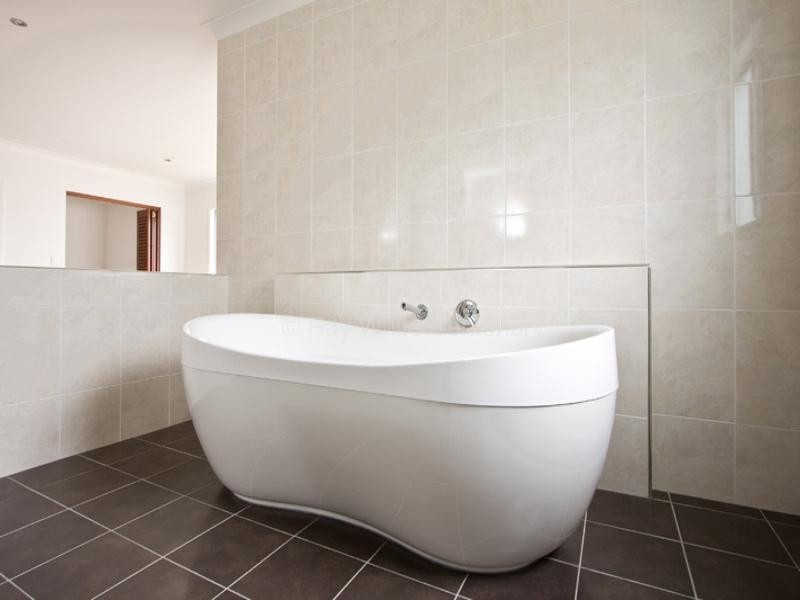 43 Condamine Drive, Sinnamon Park QLD 4073