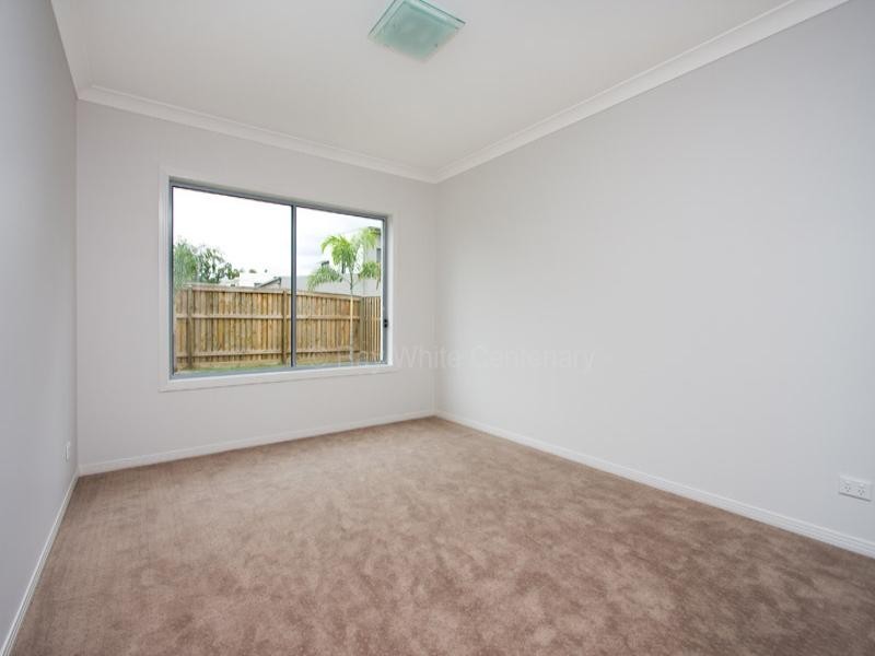 43 Condamine Drive, Sinnamon Park QLD 4073
