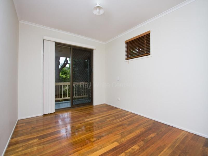 49 Venerable Street, Seventeen Mile Rocks QLD 4073