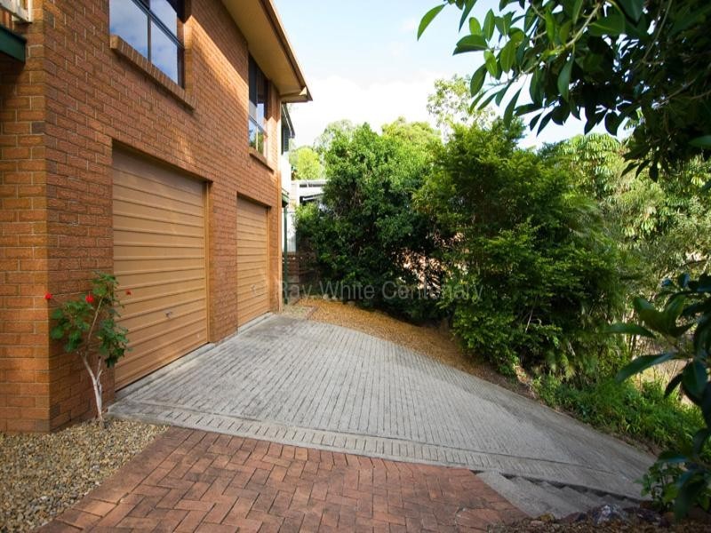 49 Venerable Street, Seventeen Mile Rocks QLD 4073