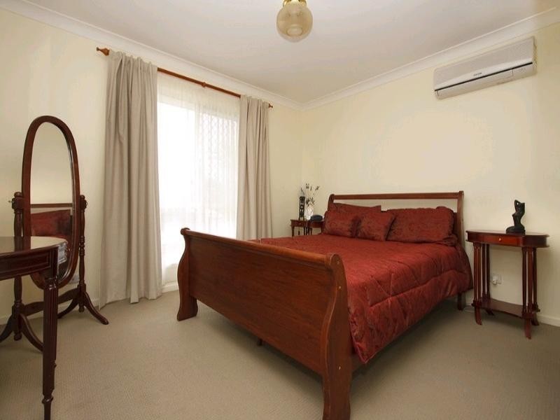 Sinnamon Park QLD 4073