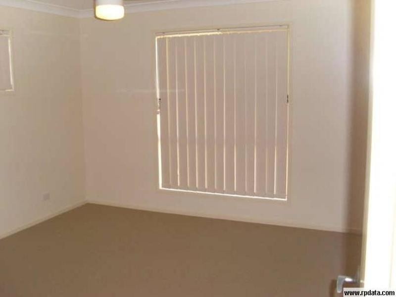 19 Emily Place, Sumner QLD 4074