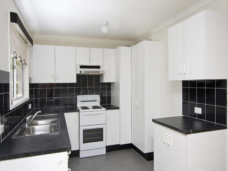 6 Meehan Street, Seventeen Mile Rocks QLD 4073