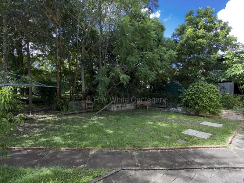 6 Meehan Street, Seventeen Mile Rocks QLD 4073