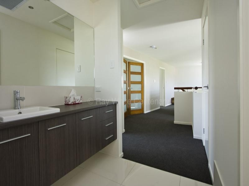 Sinnamon Park QLD 4073