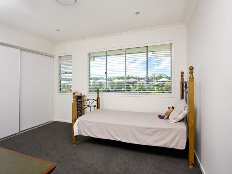 Sinnamon Park QLD 4073