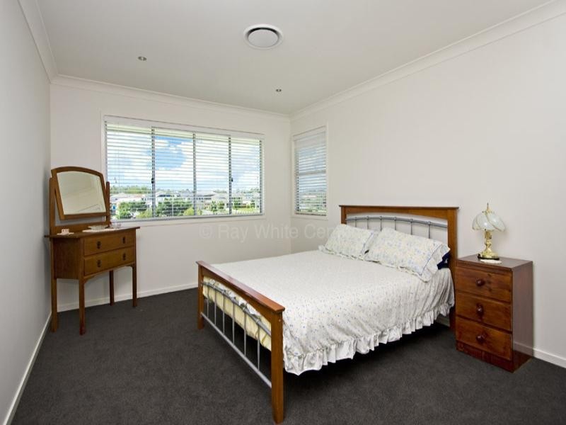 Sinnamon Park QLD 4073