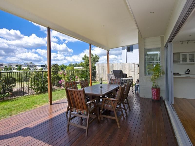 Sinnamon Park QLD 4073