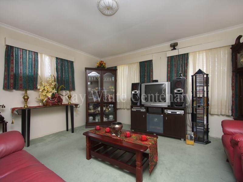 3 Old Trafford Road, Bethania QLD 4205