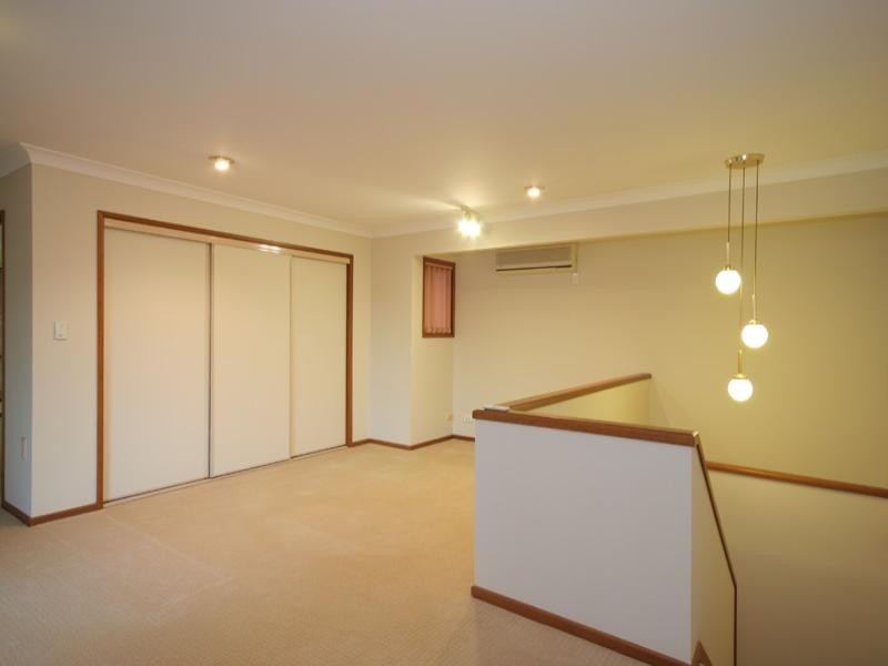 16 Baikal Place, Westlake QLD 4074