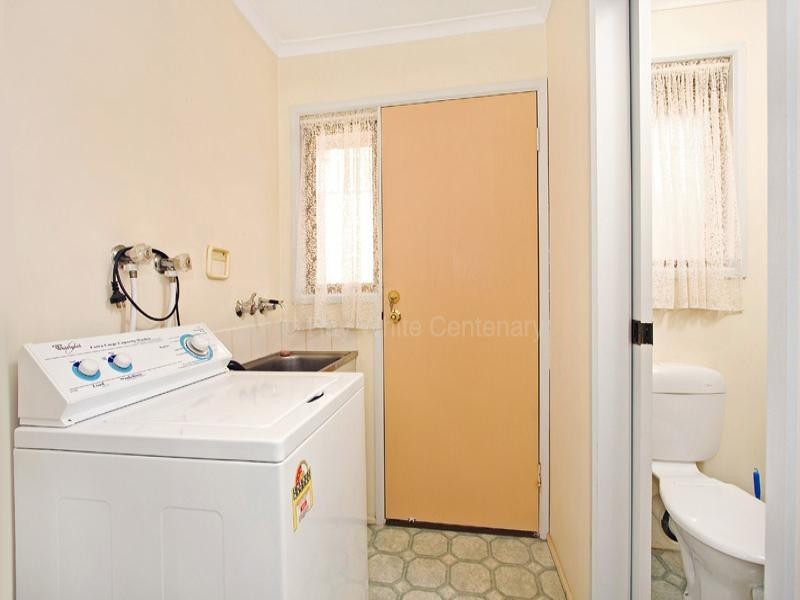 91 Hazelton Street, Riverhills QLD 4074