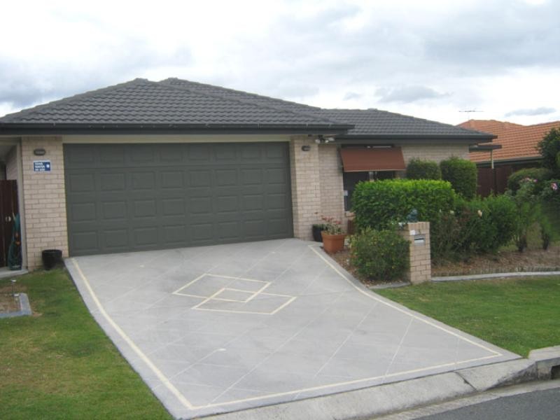 3 Leonie Place, Doolandella QLD 4077