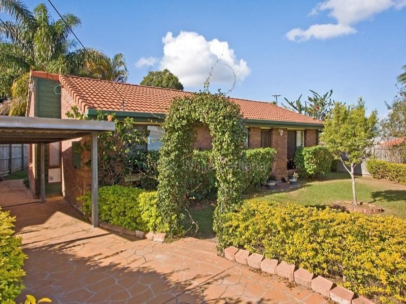 Hillcrest QLD 4118
