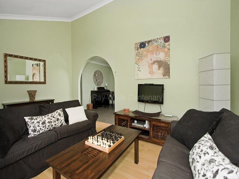 Hillcrest QLD 4118