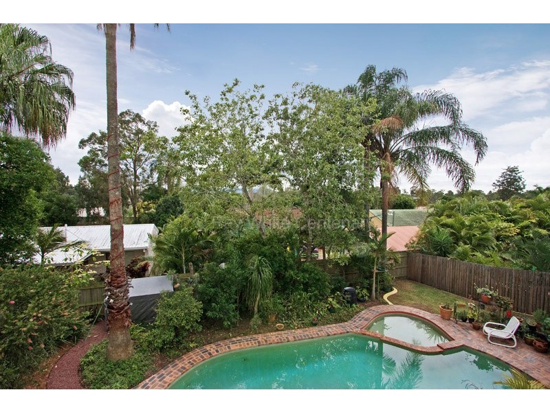 15 Athos Street, Riverhills QLD 4074