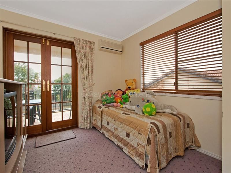 2 Koreli Place, Middle Park QLD 4074