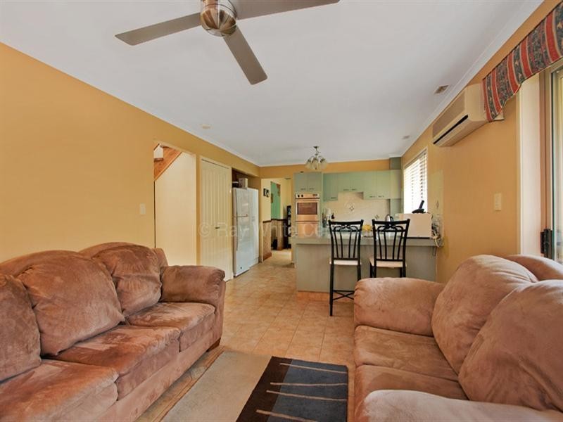 2 Koreli Place, Middle Park QLD 4074