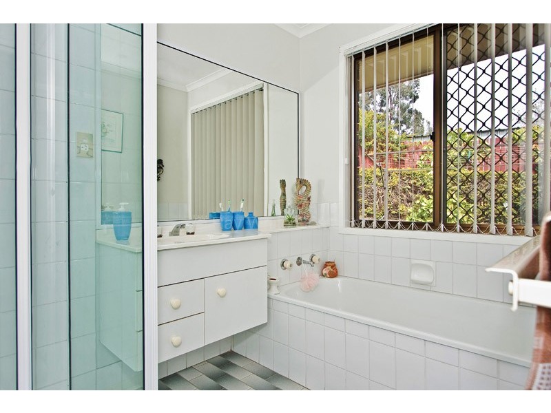 Sinnamon Park QLD 4073