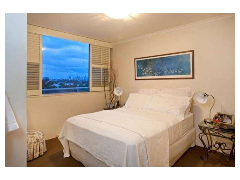 Taringa QLD 4068
