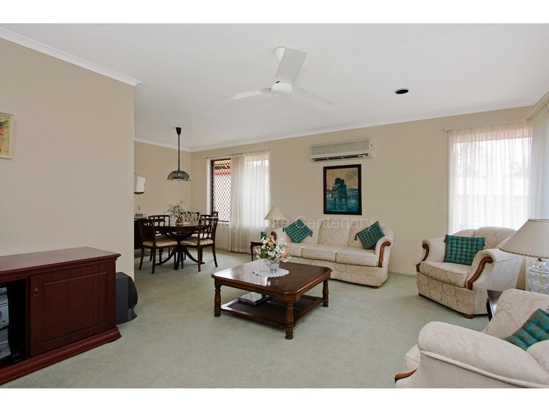 7 Oron Close, Westlake QLD 4074