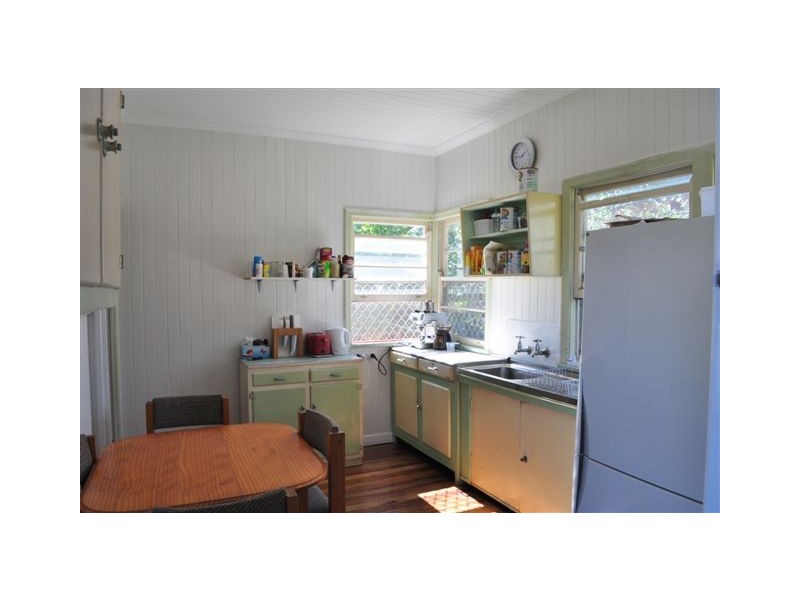 Holland Park QLD 4121