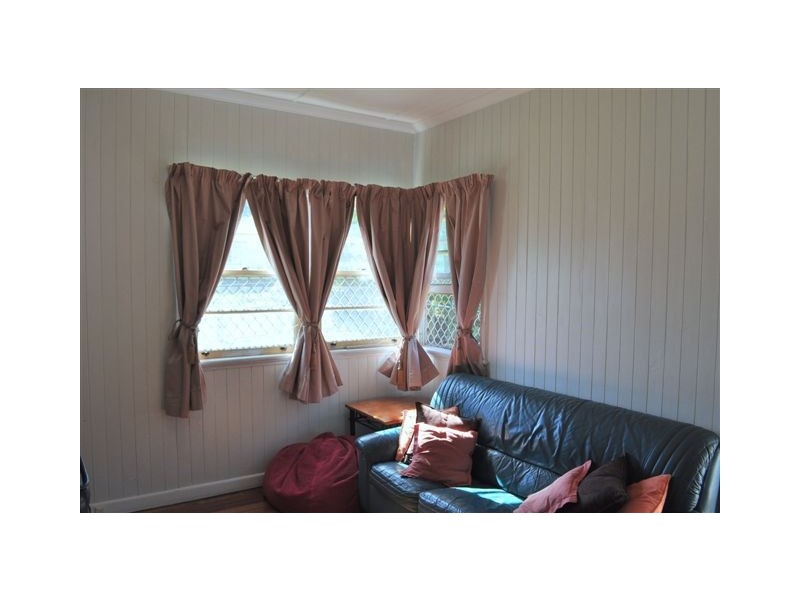 Holland Park QLD 4121