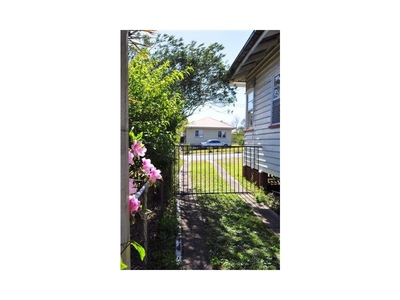 Holland Park QLD 4121