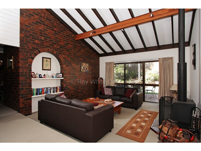 Mount Ommaney QLD 4074