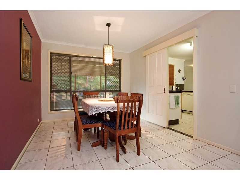 Sinnamon Park QLD 4073