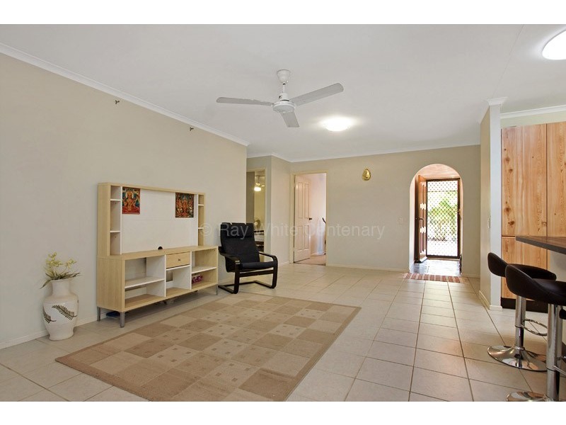 Sinnamon Park QLD 4073