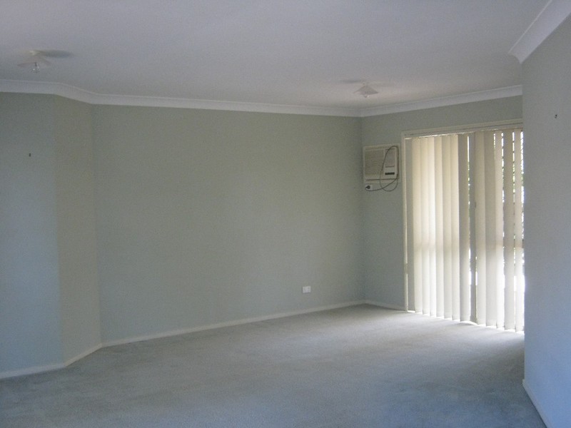 1 Tomkins Road, Riverhills QLD 4074