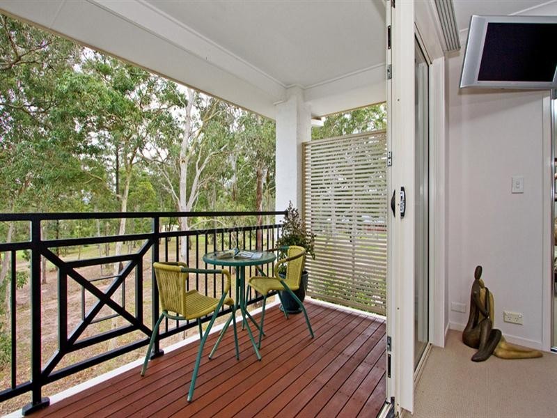 Mount Ommaney QLD 4074