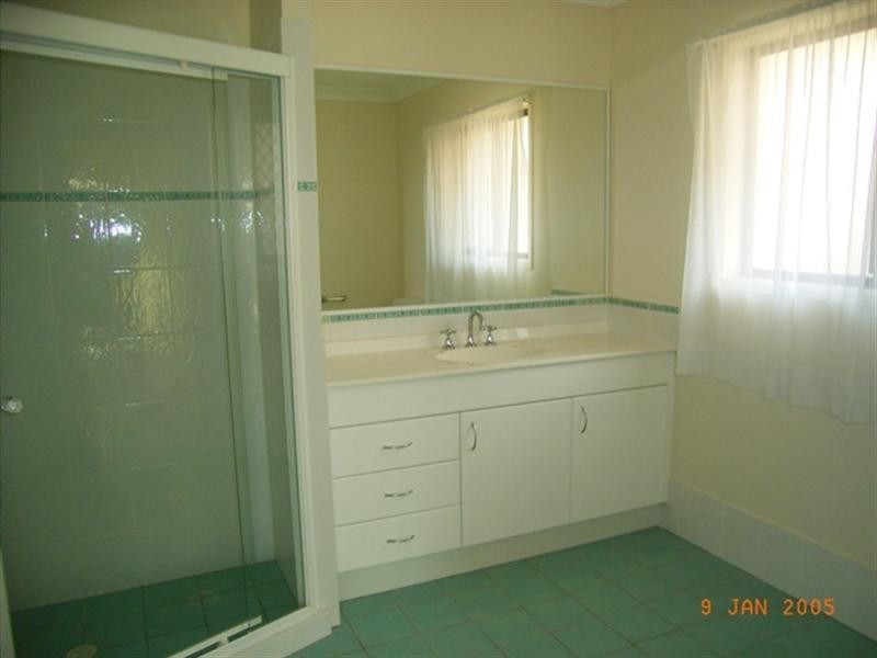 Sinnamon Park QLD 4073