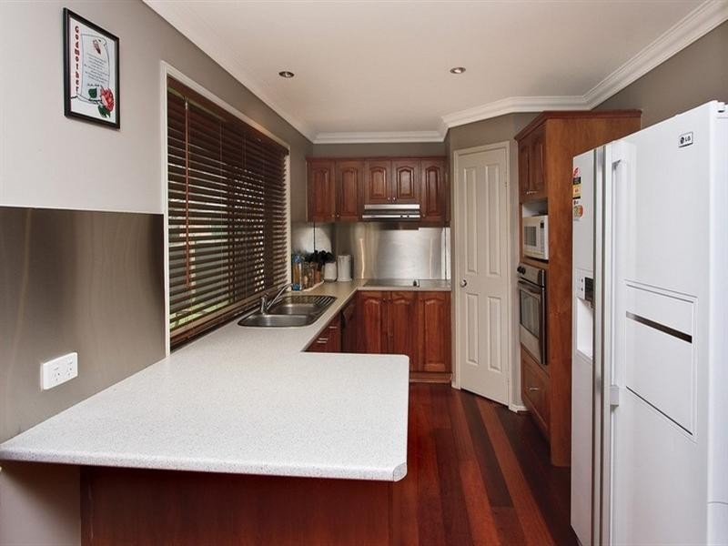 8 Karumba Place, Riverhills QLD 4074