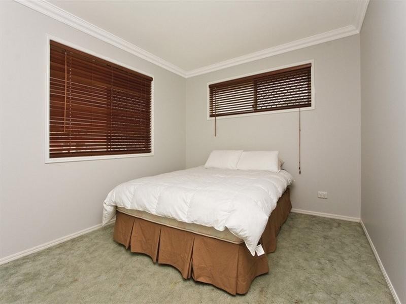 8 Karumba Place, Riverhills QLD 4074
