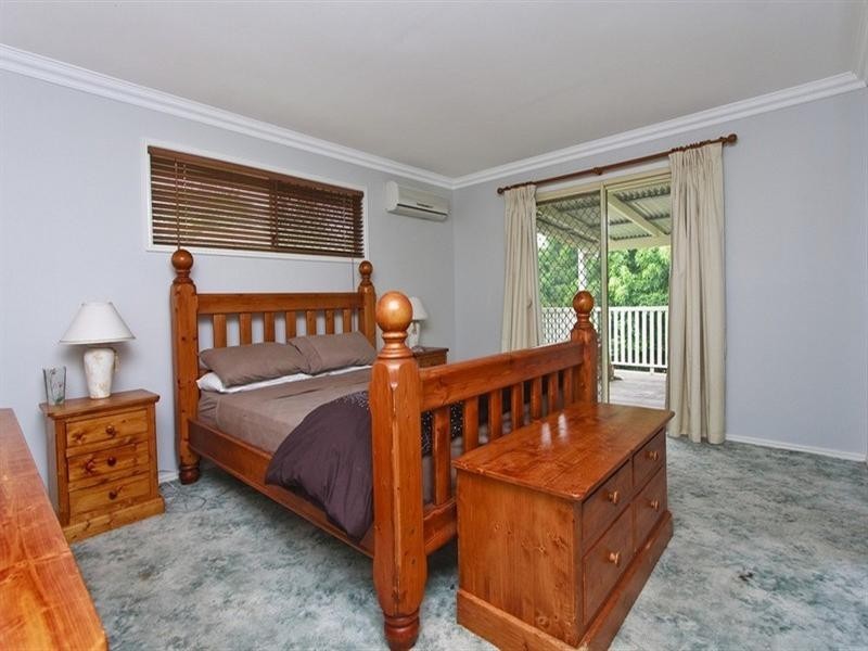 8 Karumba Place, Riverhills QLD 4074